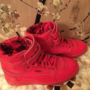 Puma Red Hight Top Ladies
